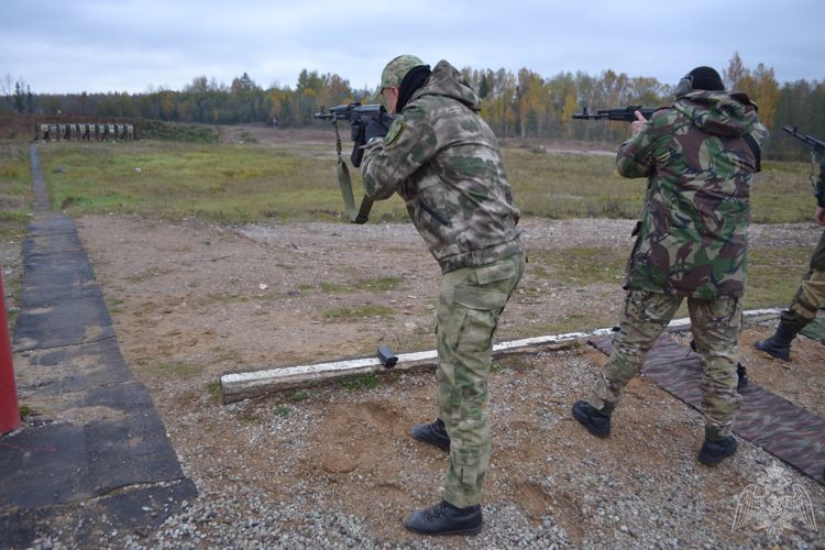 Завершился турнир областного управления Росгвардии по стрельбе из боевого стрелкового оружия, посвящённый 100-летию Михаила Калашникова