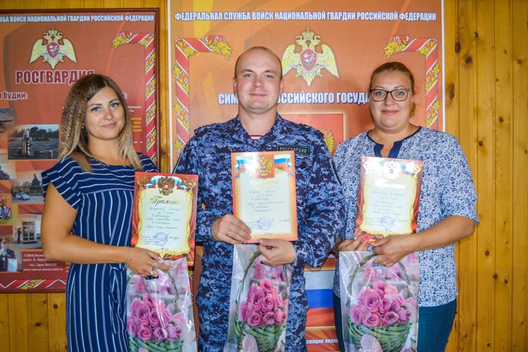 В отделе вневедомственной охраны подвели итоги фотоконкурса "Моя счастливая семья"