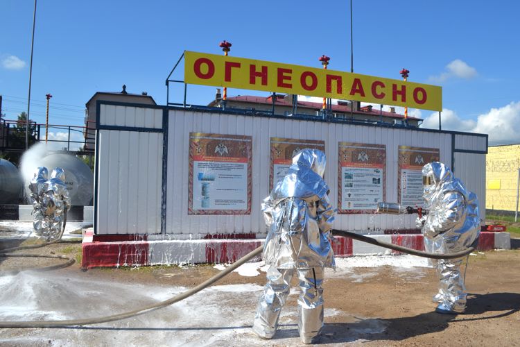 Новгородские росгвардейцы  провели пожарно-тактические учения