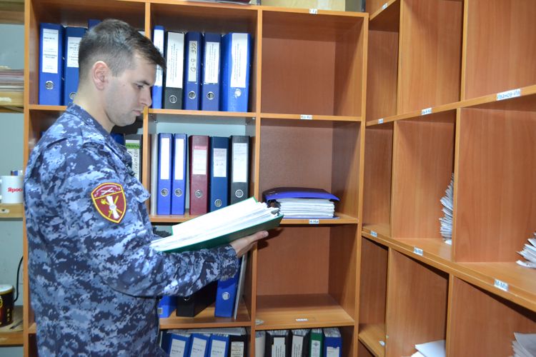  Новгородские росгвардейцы разъяснили   поправки в закон «Об оружии»