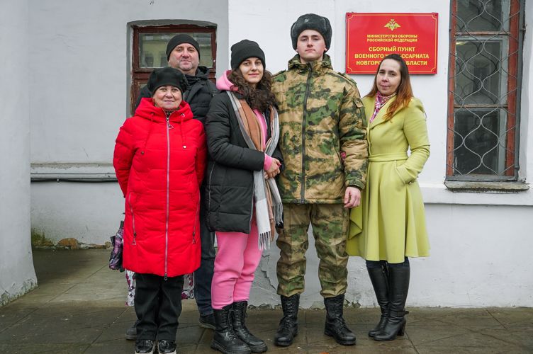 Более 30 новгородских юношей отправятся служить в Северо-Западный округ Росгвардии