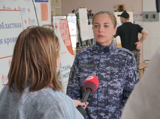 Новгородские росгвардейцы приняли участие в ведомственной акции «От сердца к сердцу»