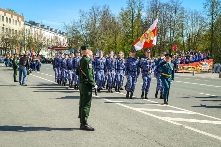 Военнослужащие Управления Росгвардии по Новгородской области приняли участие в торжественном прохождении в ознаменование 78-годовщины Победы в Великой Отечественной войне 