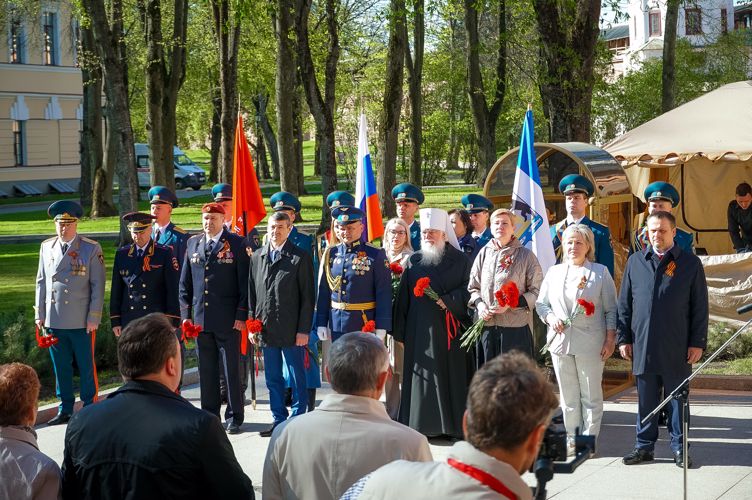 Военнослужащие Управления Росгвардии по Новгородской области приняли участие в торжественном прохождении в ознаменование 78-годовщины Победы в Великой Отечественной войне 