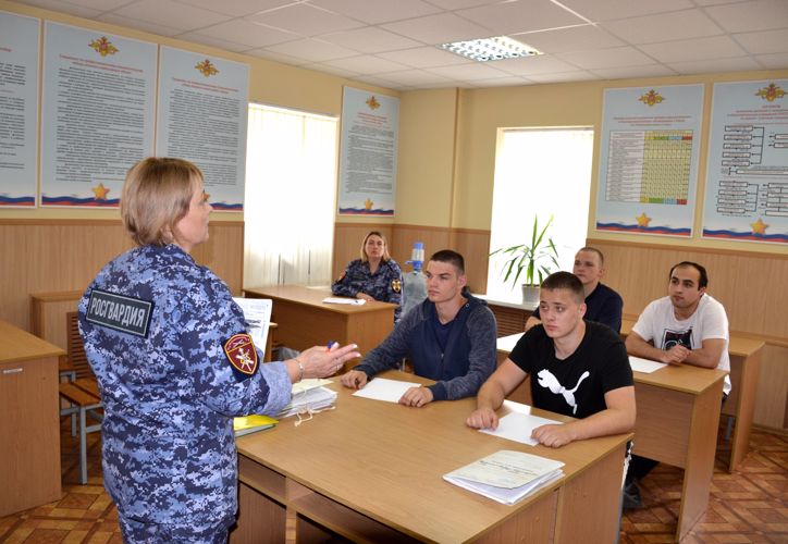  Более 30 новгородских юношей отправятся служить в Северо-Западный округ Росгвардии
