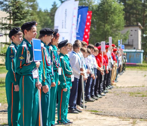 Новгородские росгвардейцы провели соревнования по военно-прикладной подготовке