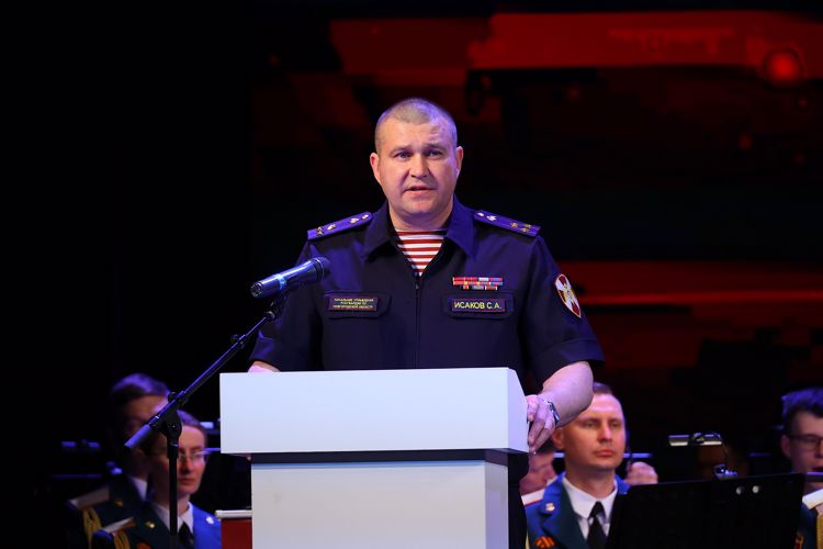 Начальник регионального управления Росгвардии поздравил сотрудников ОМОН с 30-летней годовщиной образования подразделения 