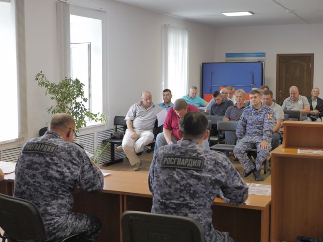 В преддверии нового учебного года росгвардейцы провели заседание Координационного совета