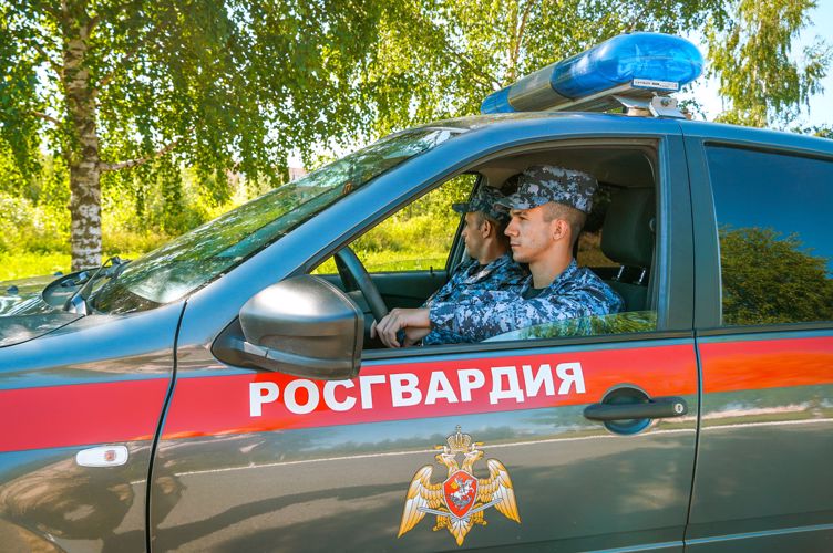  Новгородские росгвардейцы пресекли запуск беспилотного летательного аппарата