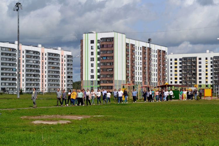 Новгородские росгвардейцы проводят контрольную проверку готовности 	образовательных учреждений  к 1 сентября