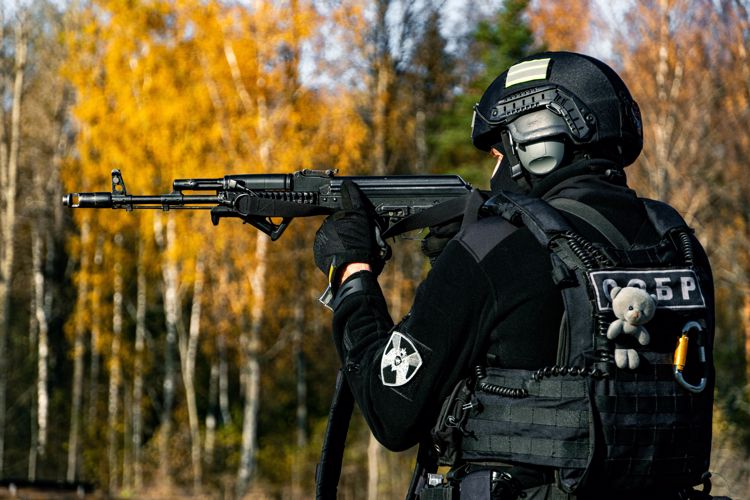Сотрудники новгородского СОБР Росгвардии подвели итоги работы за 8 месяцев 2023 года