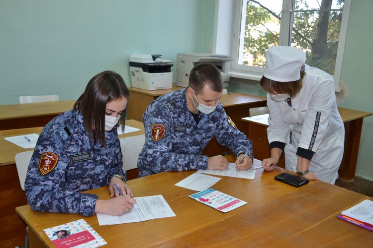 Новгородские росгвардейцы приняли участие   во Всероссийском марафоне донорства костного мозга