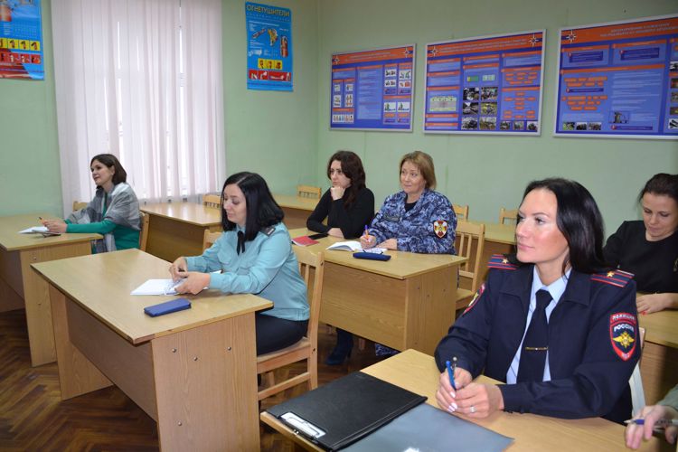 Новгородские психологи Росгвардии   обменялись опытом    с коллегами