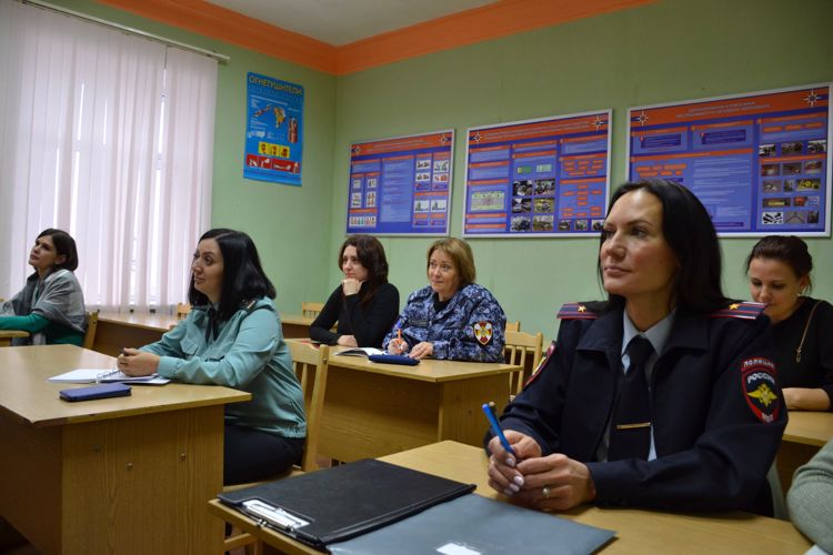 Новгородские психологи Росгвардии   обменялись опытом    с коллегами