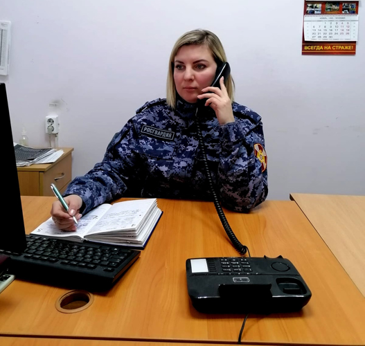Центр лицензионно-разрешительной работы Управления Росгвардии по Новгородской области провёл телефонную «горячую линию»