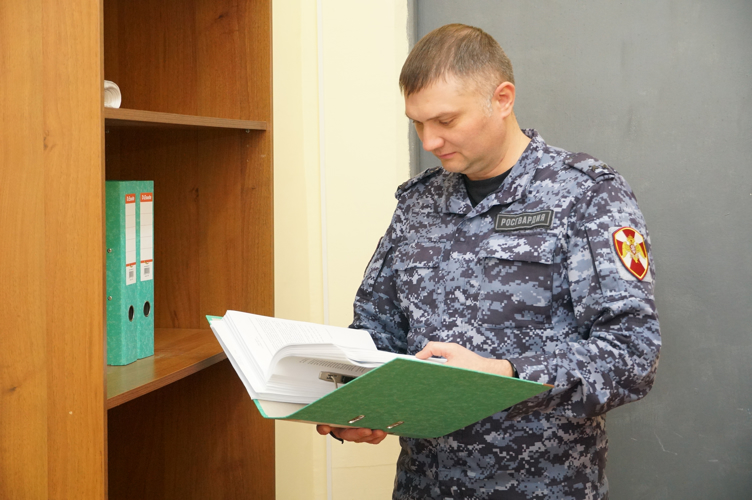 Новгородские росгвардейцы подвели итоги деятельности подразделений госконтроля за 11 месяцев 2023 года
