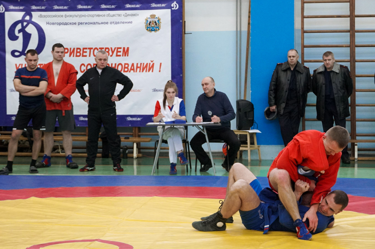 Новгородские росгвардейцы одержали победу на региональном турнире среди силовых структур по самбо