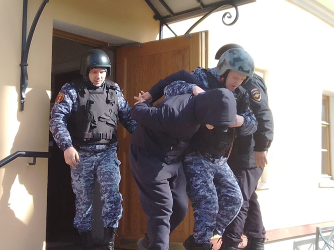 Новгородские росгвардейцы  провели учения на объекте Новгородского музея-заповедника 