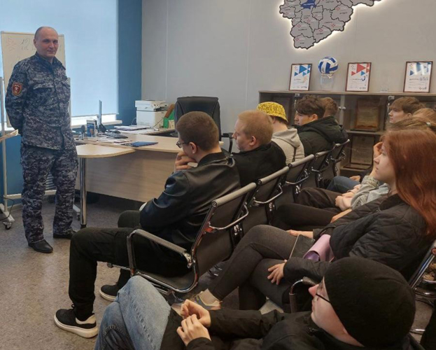Новгородские росгвардейцы продолжают рассказывать о ведомственных вузах Росгвардии