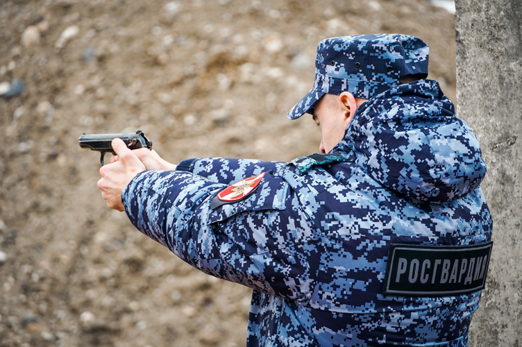 В Новгородской области прошел чемпионат регионального управления Росгвардии по стрельбе
