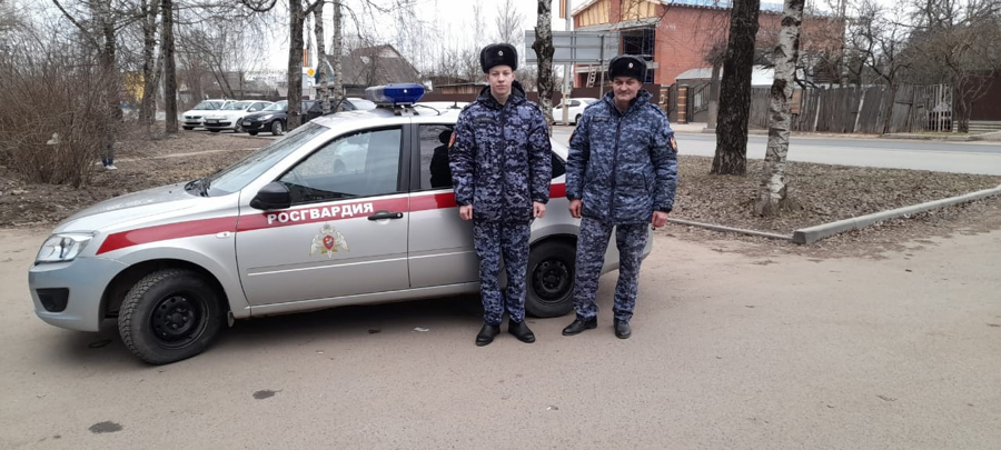 Новгородские росгвардейцы оказали помощь при утечке газа