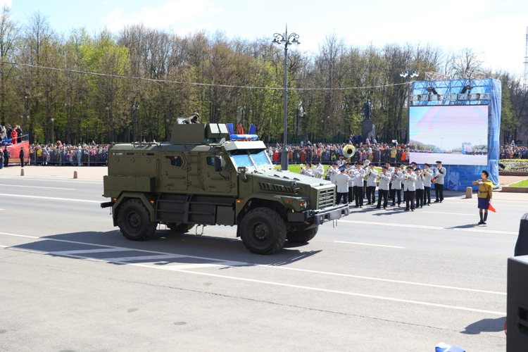 Военнослужащие Управления Росгвардии по Новгородской области приняли участие в торжественном прохождении в ознаменование 79-годовщины Победы в Великой Отечественной войне (Видео)