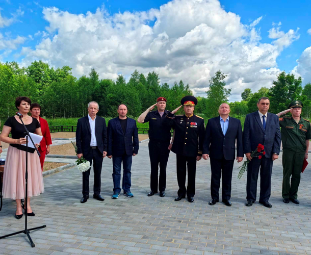 В Новгородской области  росгвардейцы приняли участие в перезахоронении  красноармейцев 