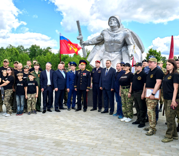В Новгородской области  росгвардейцы приняли участие в перезахоронении  красноармейцев 