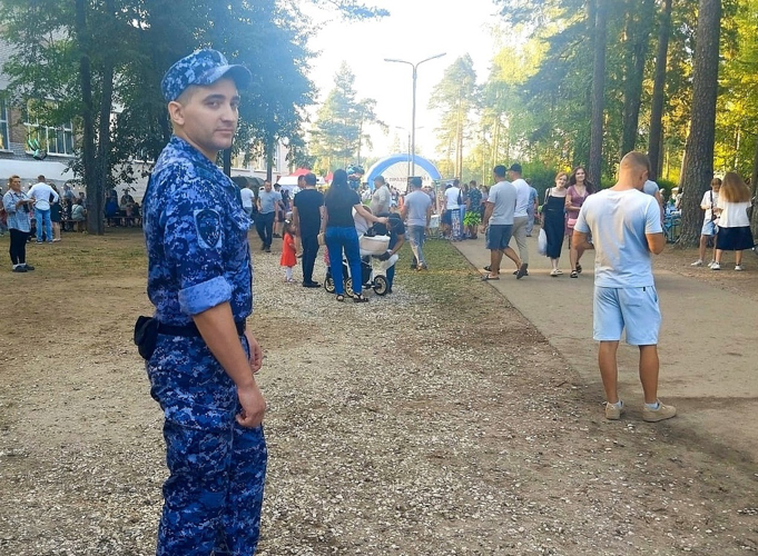 В Новгородской области росгвардейцы обеспечили безопасность в день города 