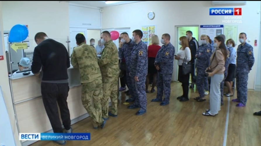 Телесюжет об участии росгвардейцев в донорской акции в программе "Вести. Великий Новгород" (ГТРК "Славия") 