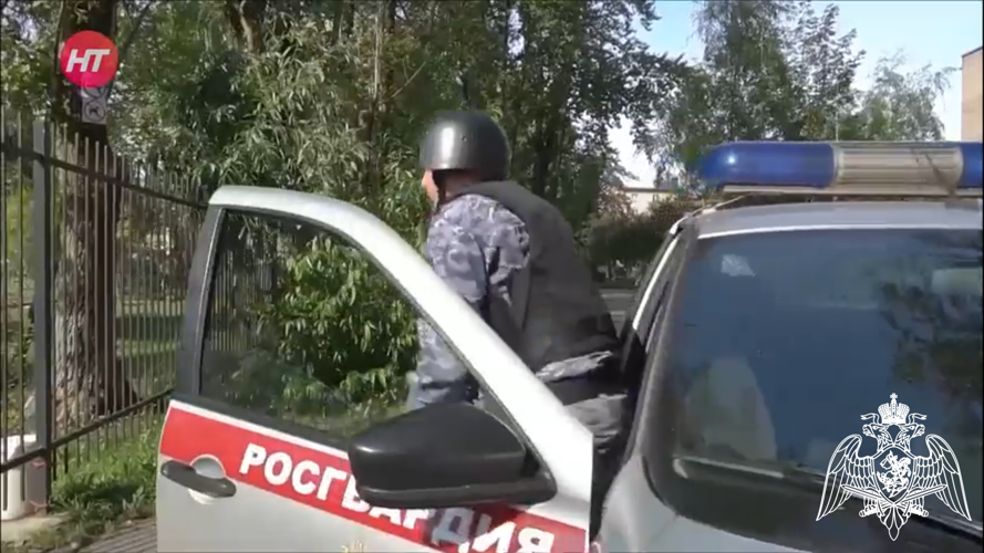 Телесюжет о проверке росгвардейцами учебных заведений в программе "Новость часа" на Новгородском областном телевидении  