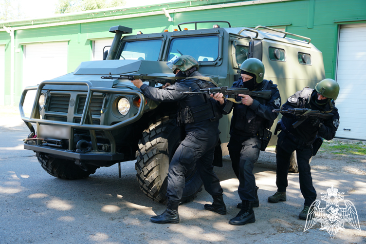 Телесюжет в программе "Новость часа" на Новгородском областном телевидении от 03 октября 2024 года о Дне ОМОН