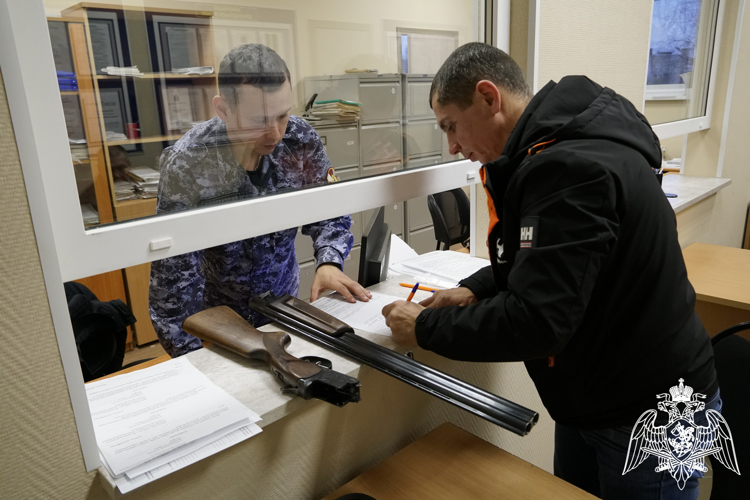 В центре лицензионно-разрешительной работы Росгвардии по Новгородской области подвели итоги служебной деятельности за 2024 год