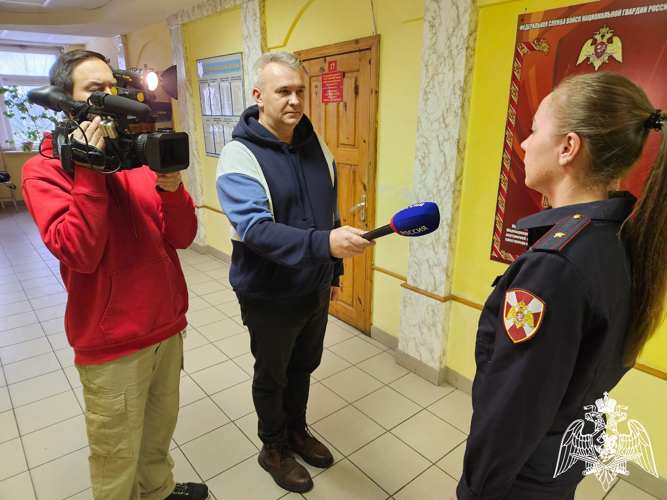 Пожарно-тактические учения Росгвардии и МЧС прошли в Великом Новгороде