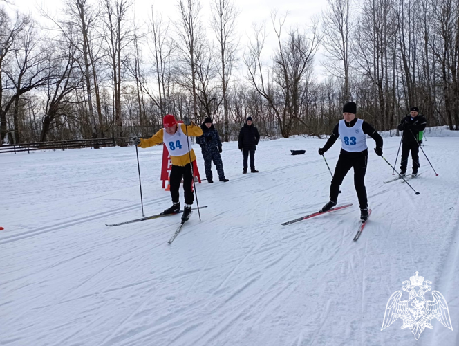 Новгородские росгвардейцы успешно выступили на чемпионате по служебному двоеборью