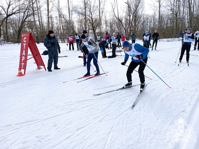 Новгородские росгвардейцы успешно выступили на чемпионате по служебному двоеборью