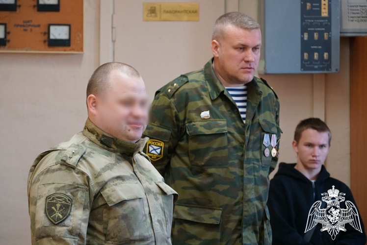 Новгородские росгвардейцы провели мероприятие для допризывной молодежи