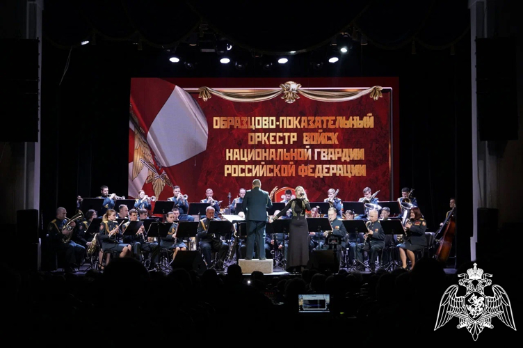 Новгородскую область с гастролями посетил Образцово-показательный оркестр Росгвардии