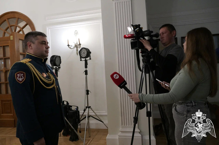 Новгородскую область с гастролями посетил Образцово-показательный оркестр Росгвардии
