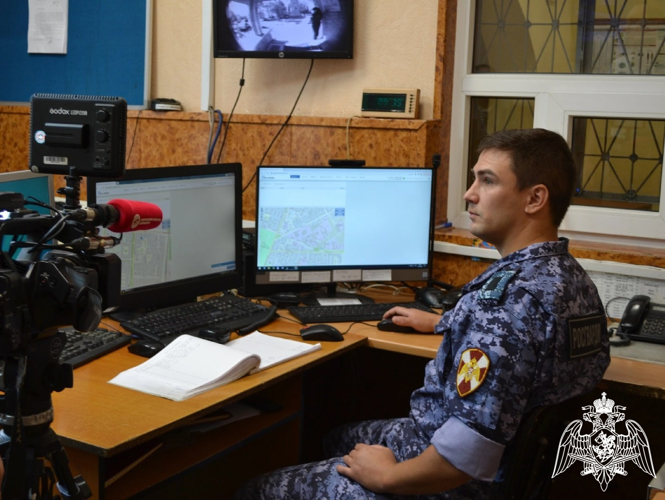 В Великом Новгороде более 100 автобусов оснащены тревожными кнопками Росгвардии