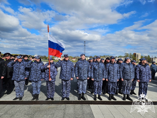 Боевая техника и военнослужащие Росгвардии примут участие в Параде Победы в Великом Новгороде