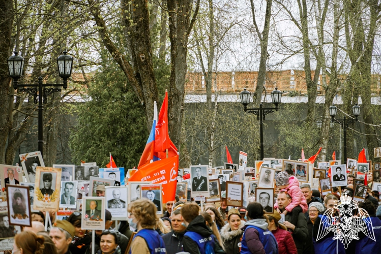 Новгородские росгвардейцы принимают  участие  во всероссийской акции «Бессмертный полк»