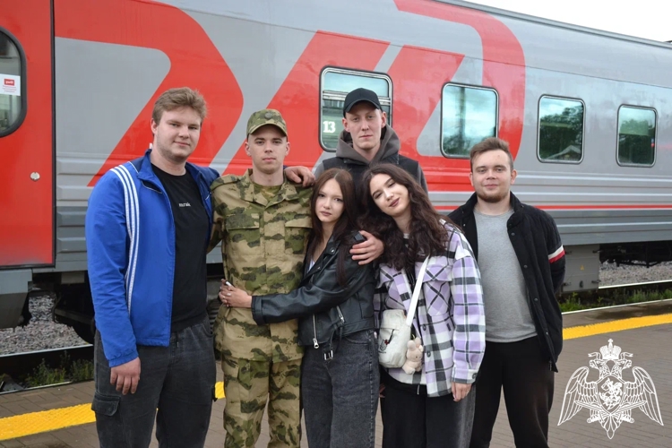 Более 30 новгородских  юношей отправились  служить  в Северо-Западный округ Росгвардии