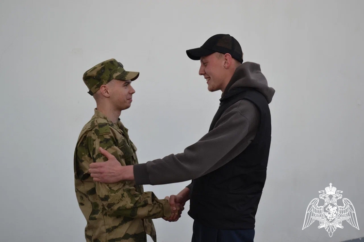Более 30 новгородских  юношей отправились  служить  в Северо-Западный округ Росгвардии