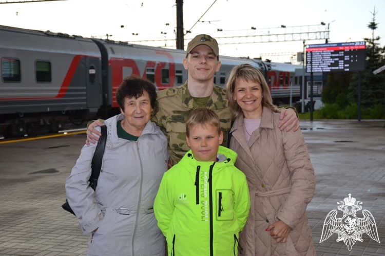 Более 30 новгородских  юношей отправились  служить  в Северо-Западный округ Росгвардии