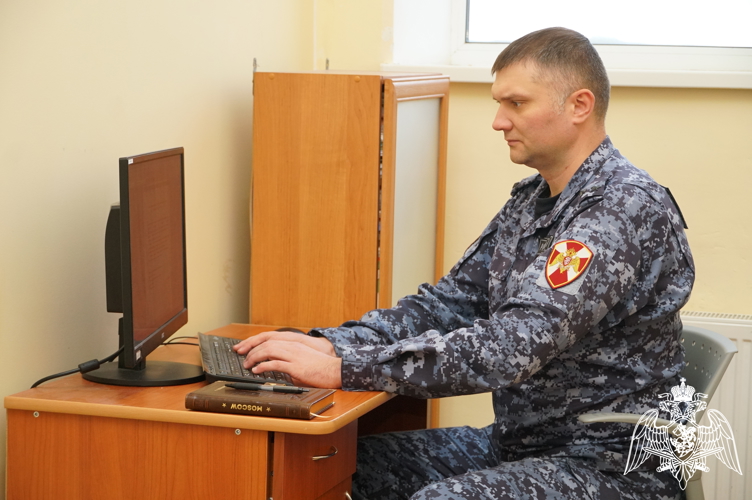 Новгородские росгвардейцы подвели итоги деятельности подразделений госконтроля за 5 месяцев 2025 года