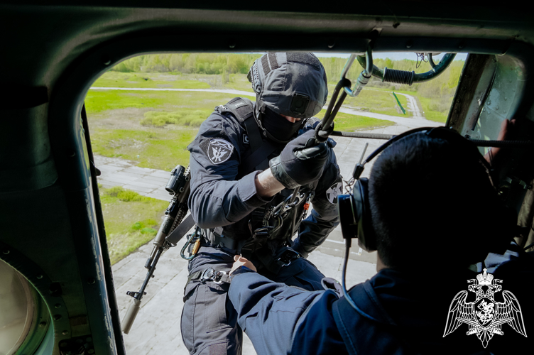Управление Росгвардии по Новгородской области проводит отбор кандидатов на службу в СОБР