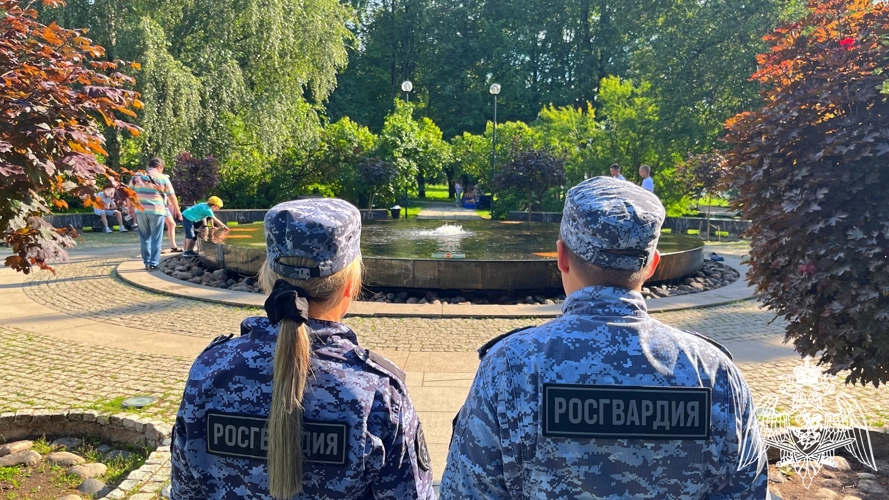 Новгородские росгвардейцы обеспечили безопасность во время проведения мероприятий, посвященных Дню ВМФ
