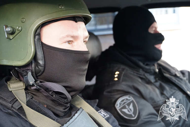 Сотрудники новгородского ОМОН Росгвардии подвели итоги работы за  8 месяцев 2025 года  