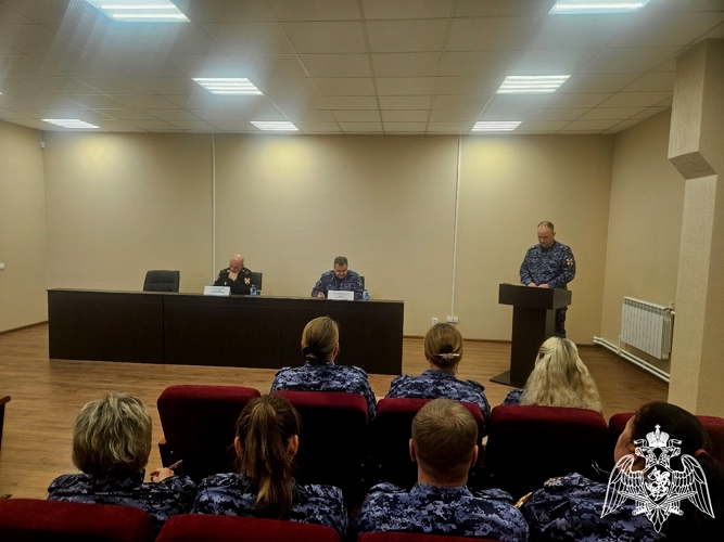 В Центре лицензионно-разрешительной работы Управления Росгвардии по Новгородской области  подведены результаты работы за 9 месяцев 2025 года